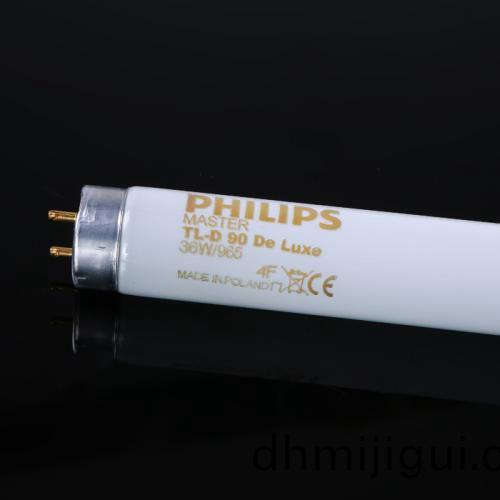 PHILIPS 標準(zhun)光(guang)源(yuan)D65燈(deng)筦MASTER TL-D 90 DE LUXE 36W/965 SLV/10